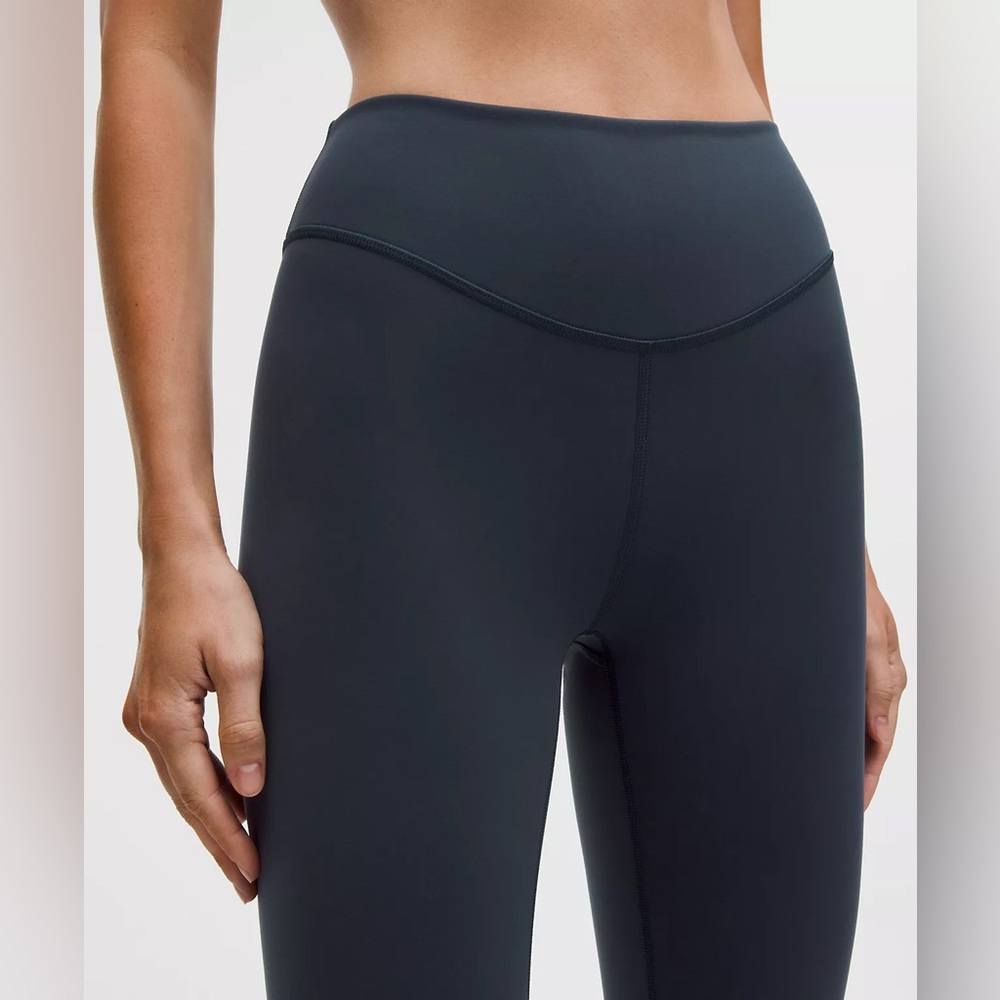 NWT Lululemon Wunder Under SmoothCover High-Rise Tight 25” – True Navy – Size 14 - Picture 4 of 10